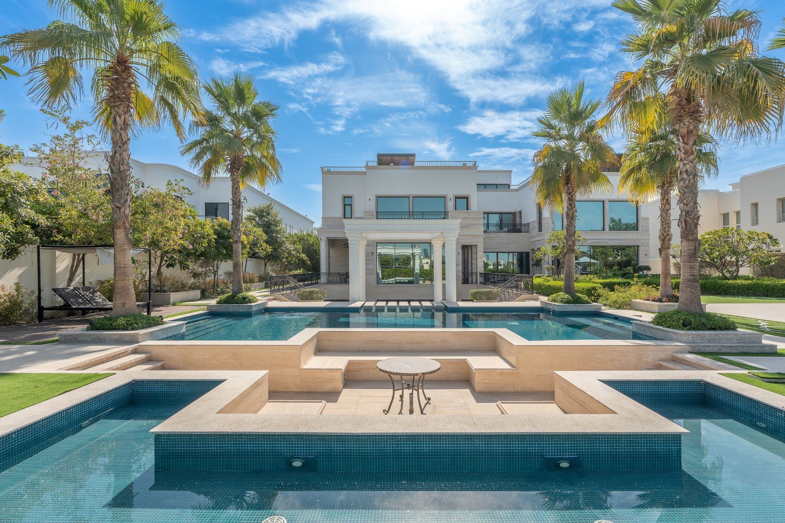 Luxury Homes in Dubai